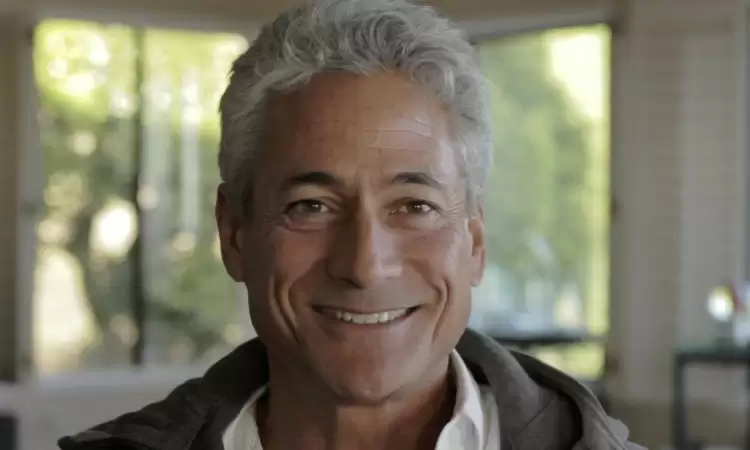 Greg Louganis Biography