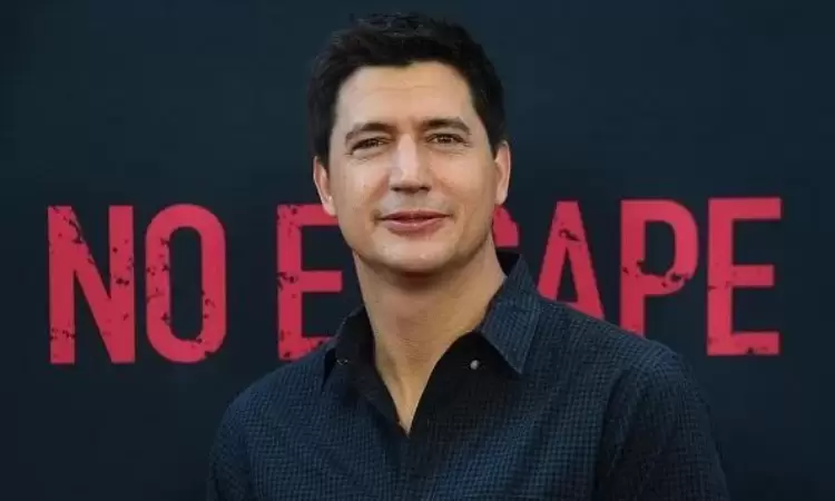 Ken Marino Early Life and Education