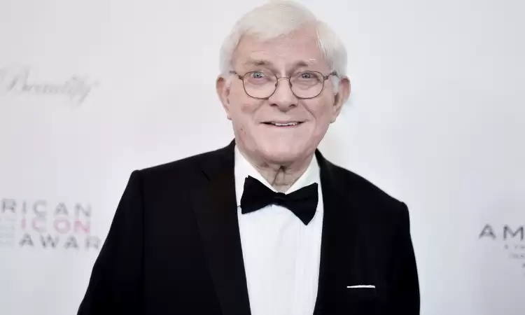 Phil Donahue’s Net Worth in 2024-A Legacy of Influence and Wealth